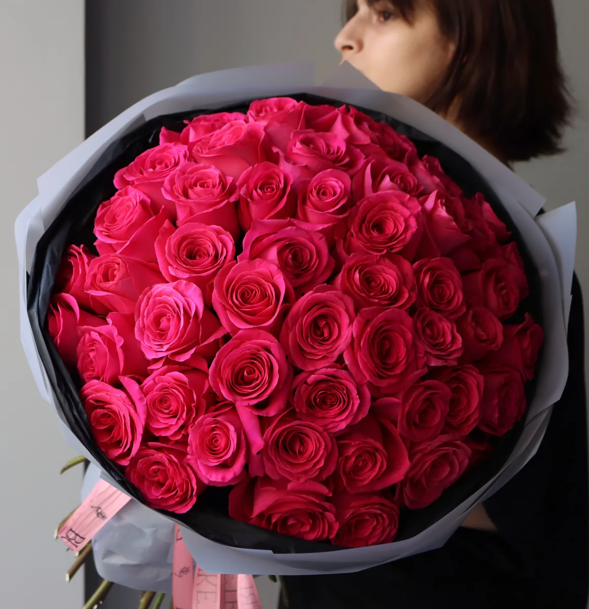 Çəhrayı bağ qızılgülü mono buketi