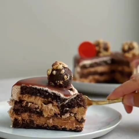 Snickers cake