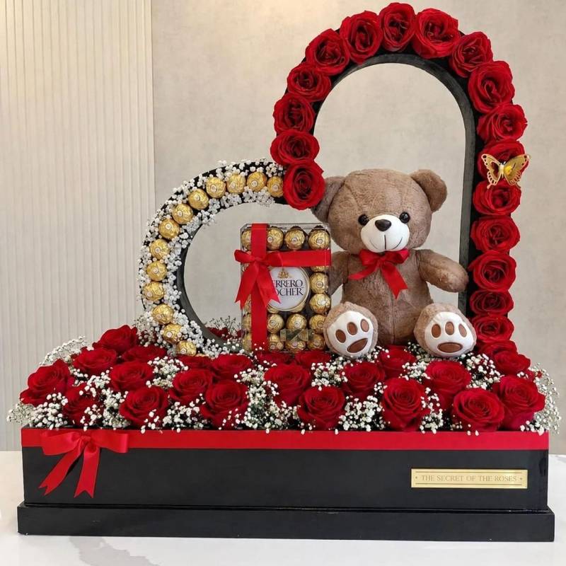 Premium Qırmızı Qızılgül, Ferrero Rocher və Ayıcıq Hədiyyə Kompozisiyası