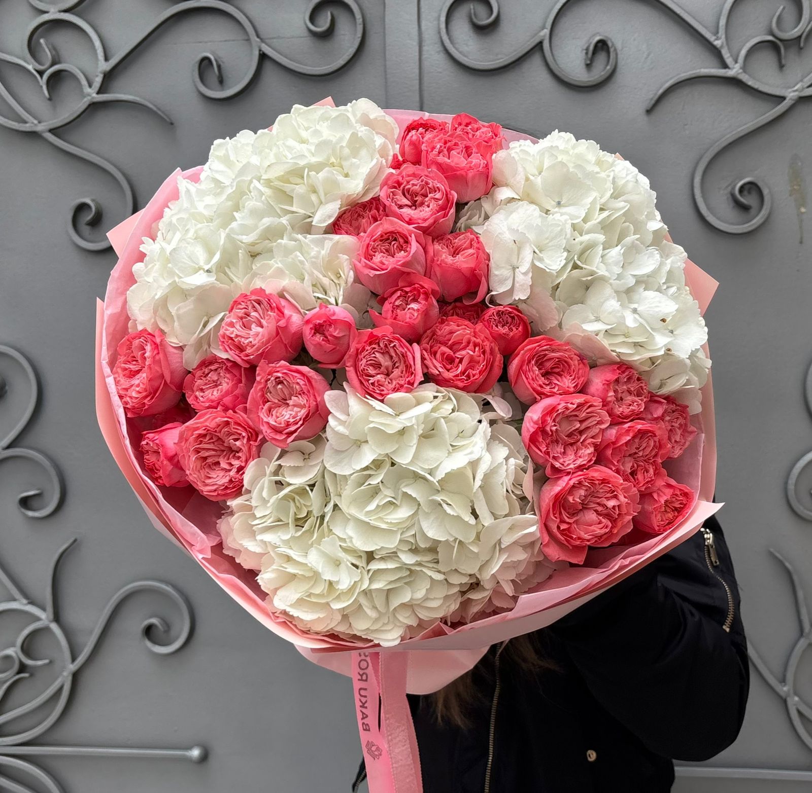 Hydrangea White 3, First Date 7