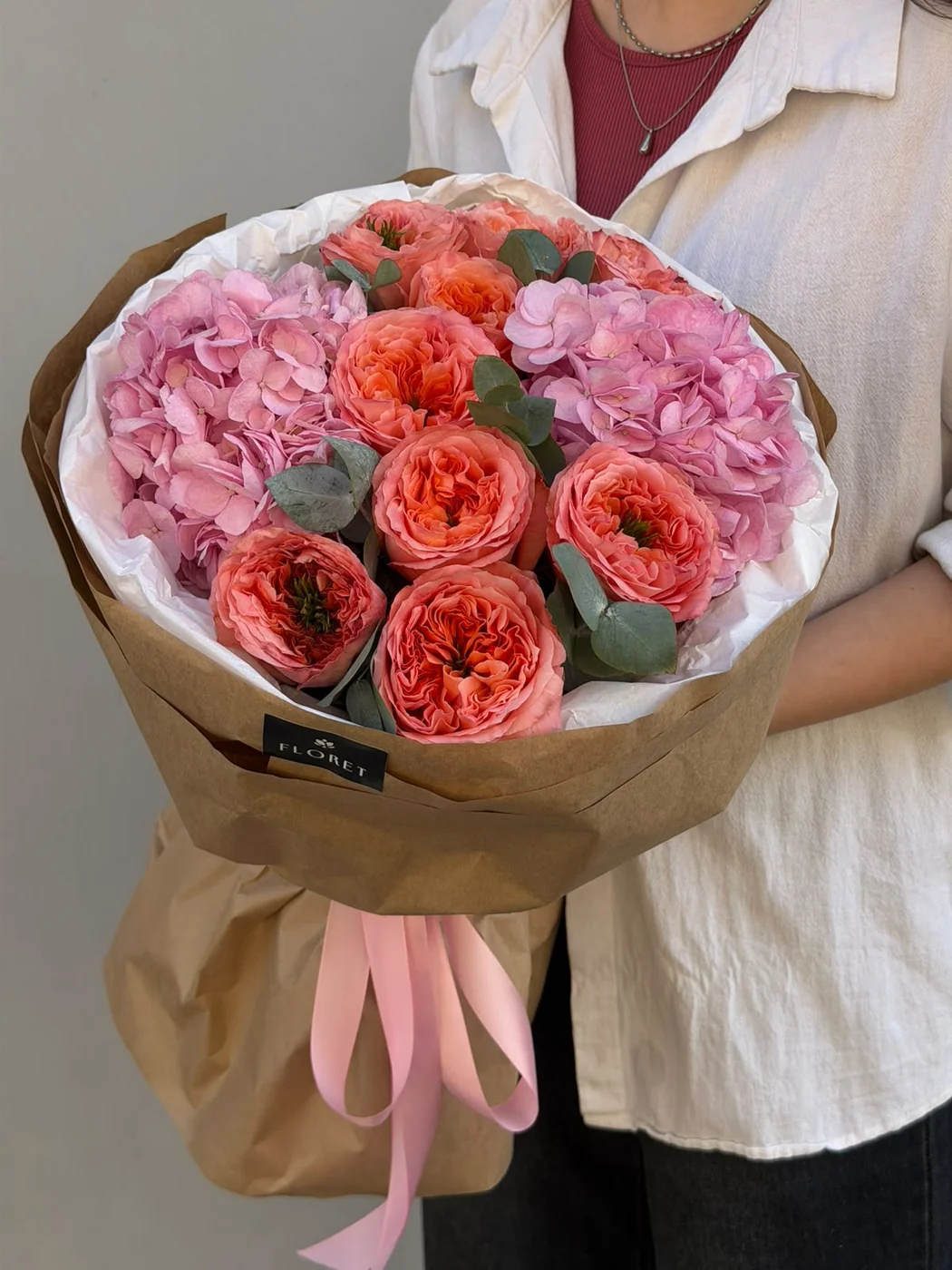 Mandarin Xpression və Hydrangea Pink Jumbo