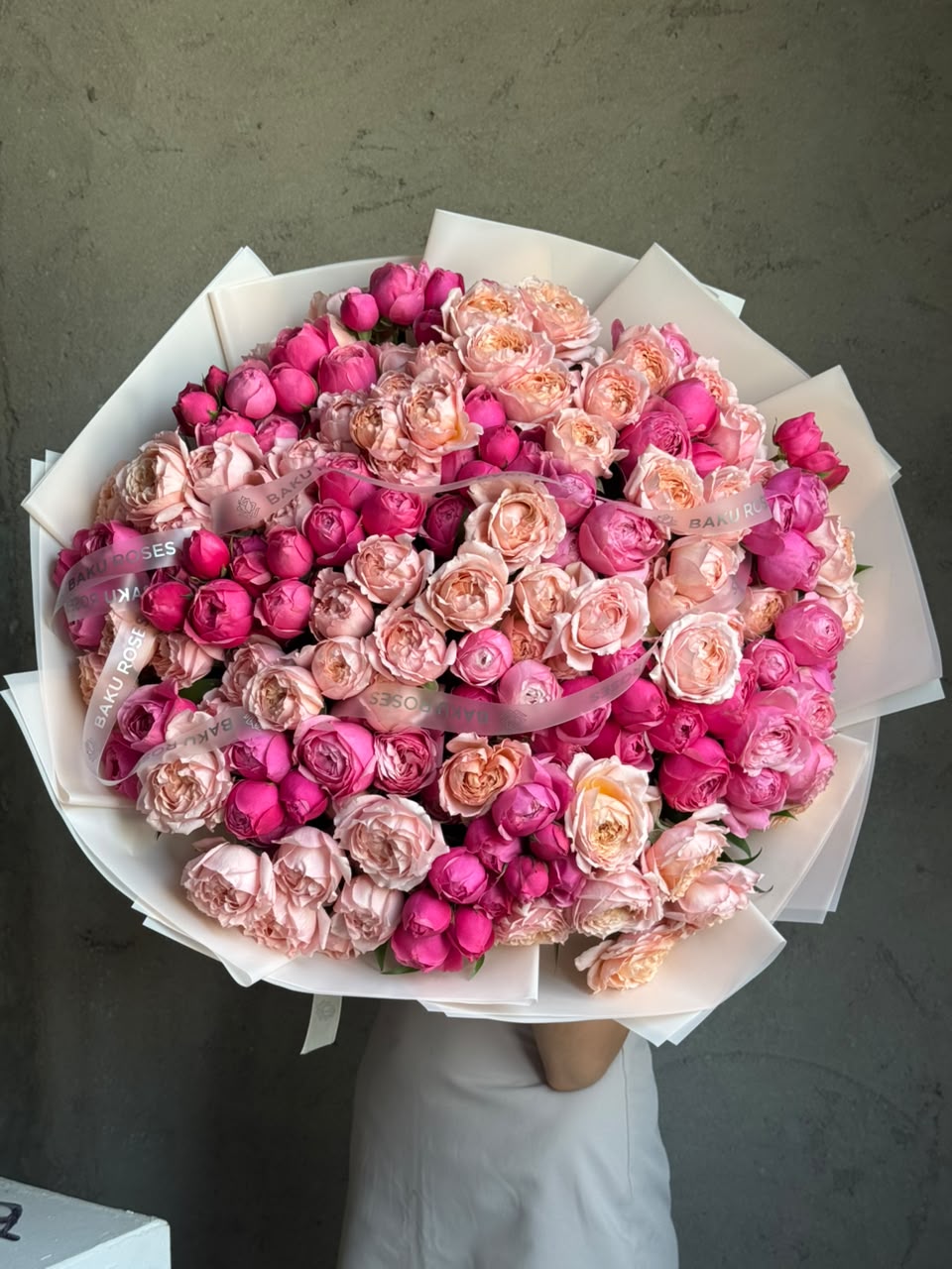 Silva Pink and Julietta spray rose mix