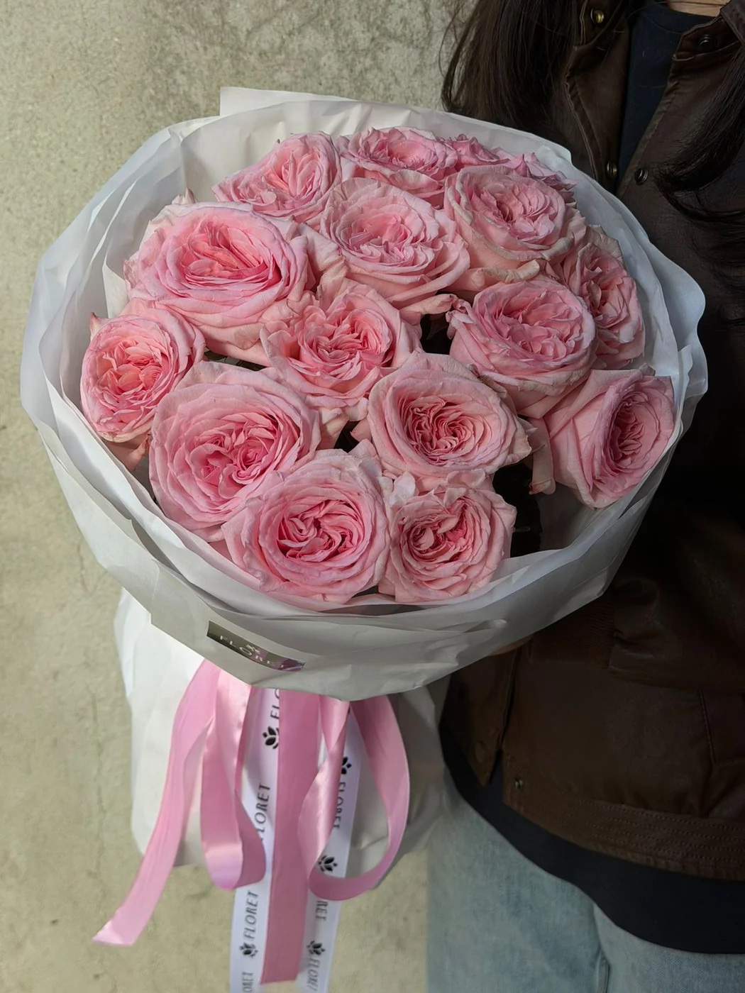 Pink O’hara qızılgülü mono buketi