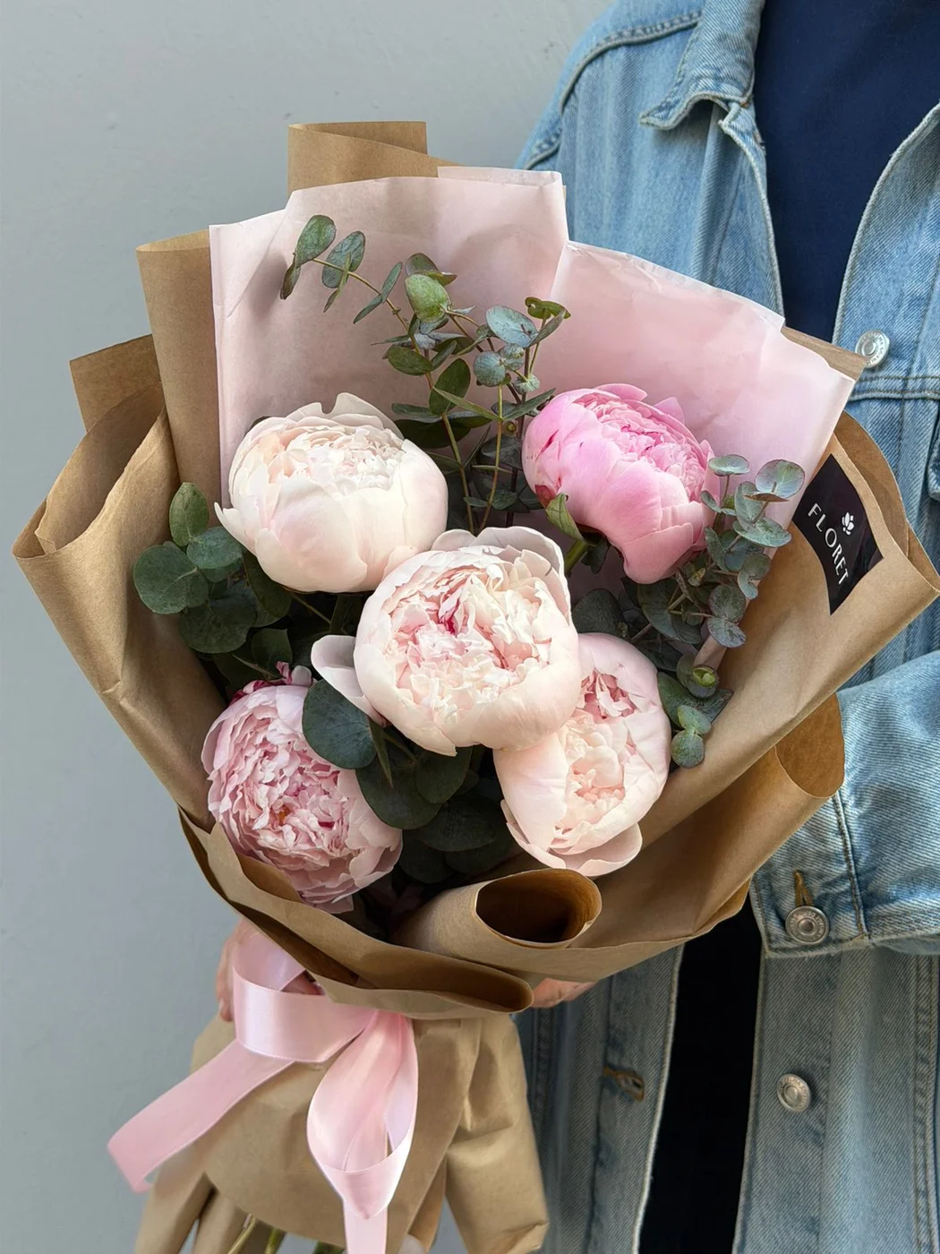 Sarah Bernhardt pionlu buket