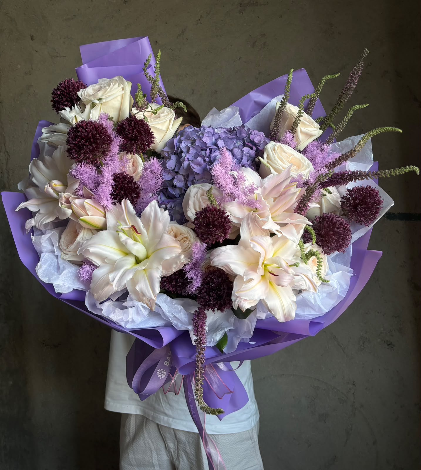Hydrangea Lilac 2,Allium 9,Lilium 3,White Ohara 11, Veronika 5