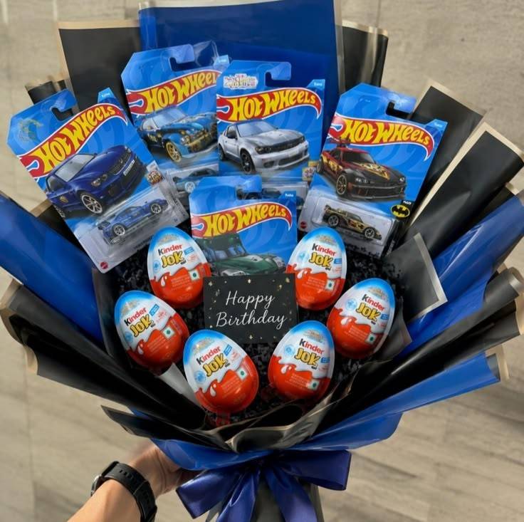 Balaca Çempion – Hot Wheels Hədiyyə Buketi