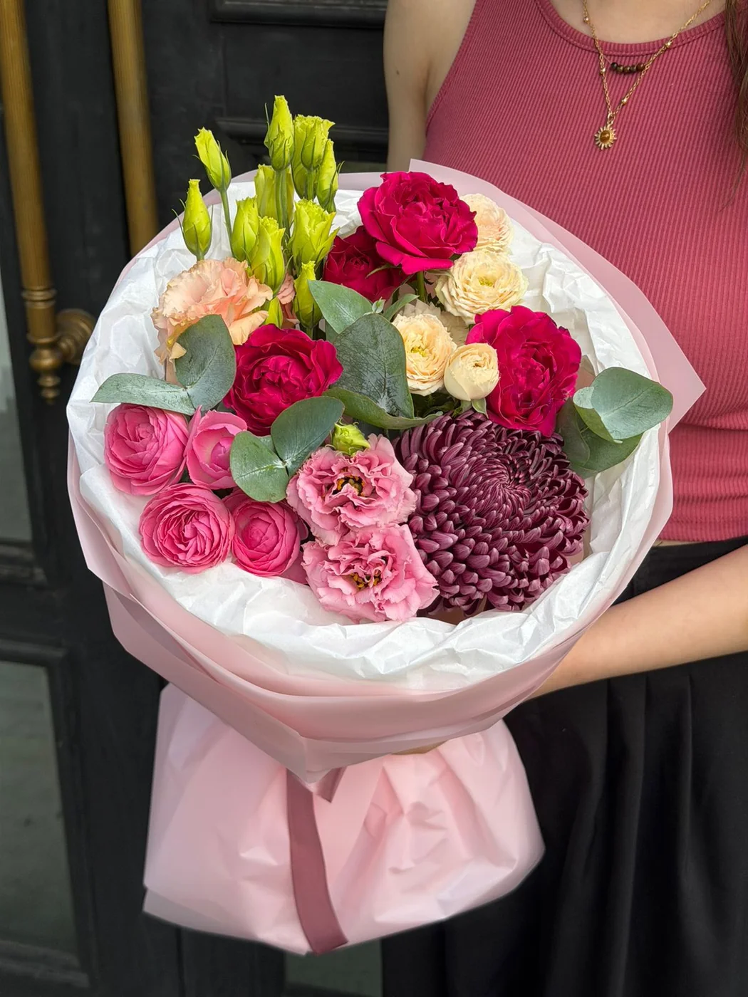 Bağ Gem Star qızılgülü, Sweet Giselle, Giselle Pink və evstoma