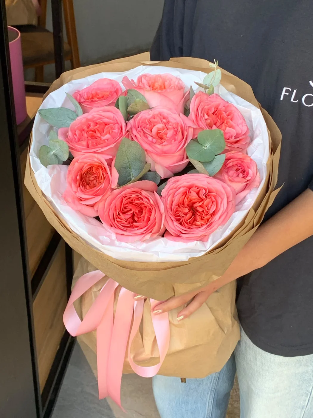 Pink Expression qızılgülü mono buketi