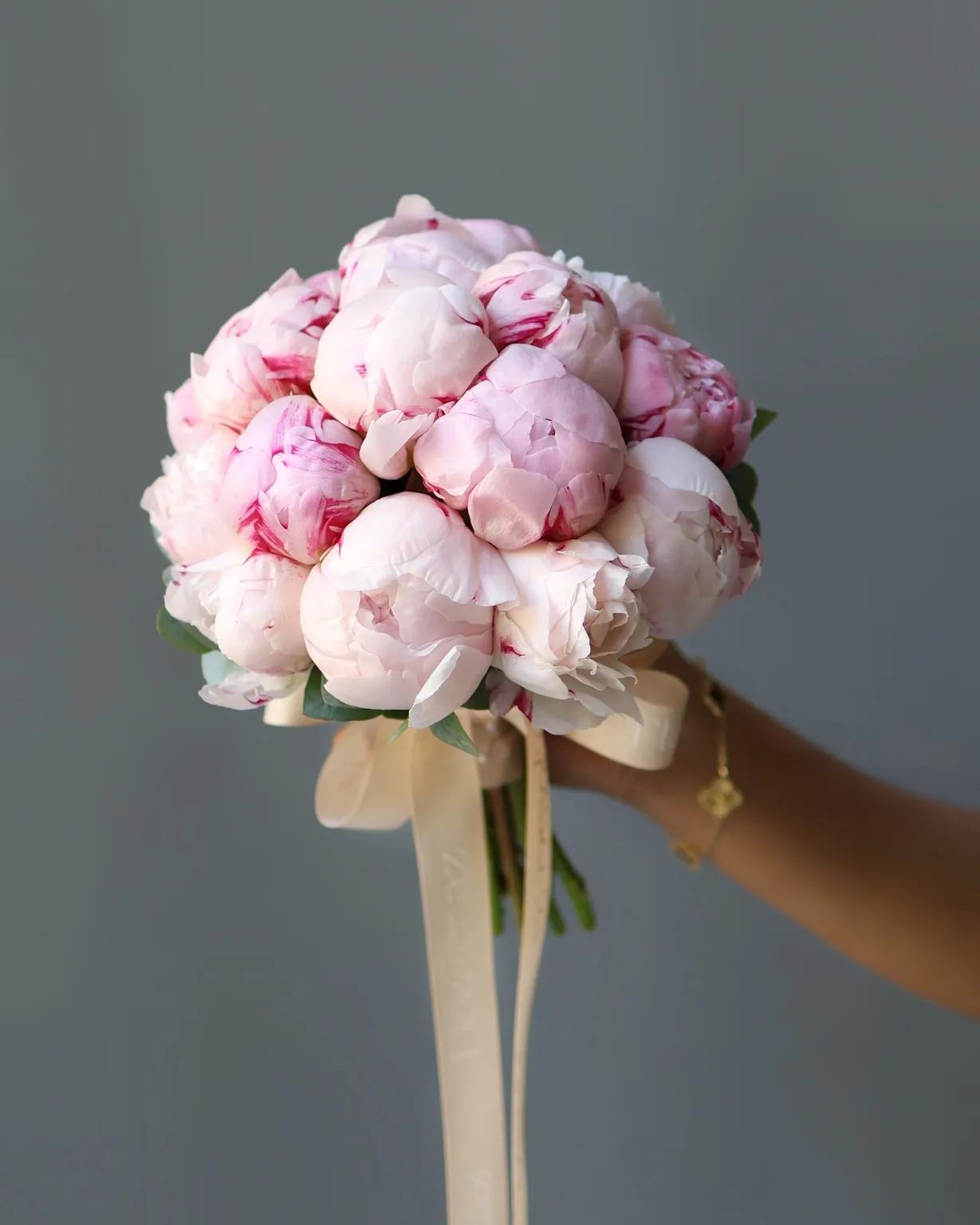 Sarah Bernhardt Pion Buketi