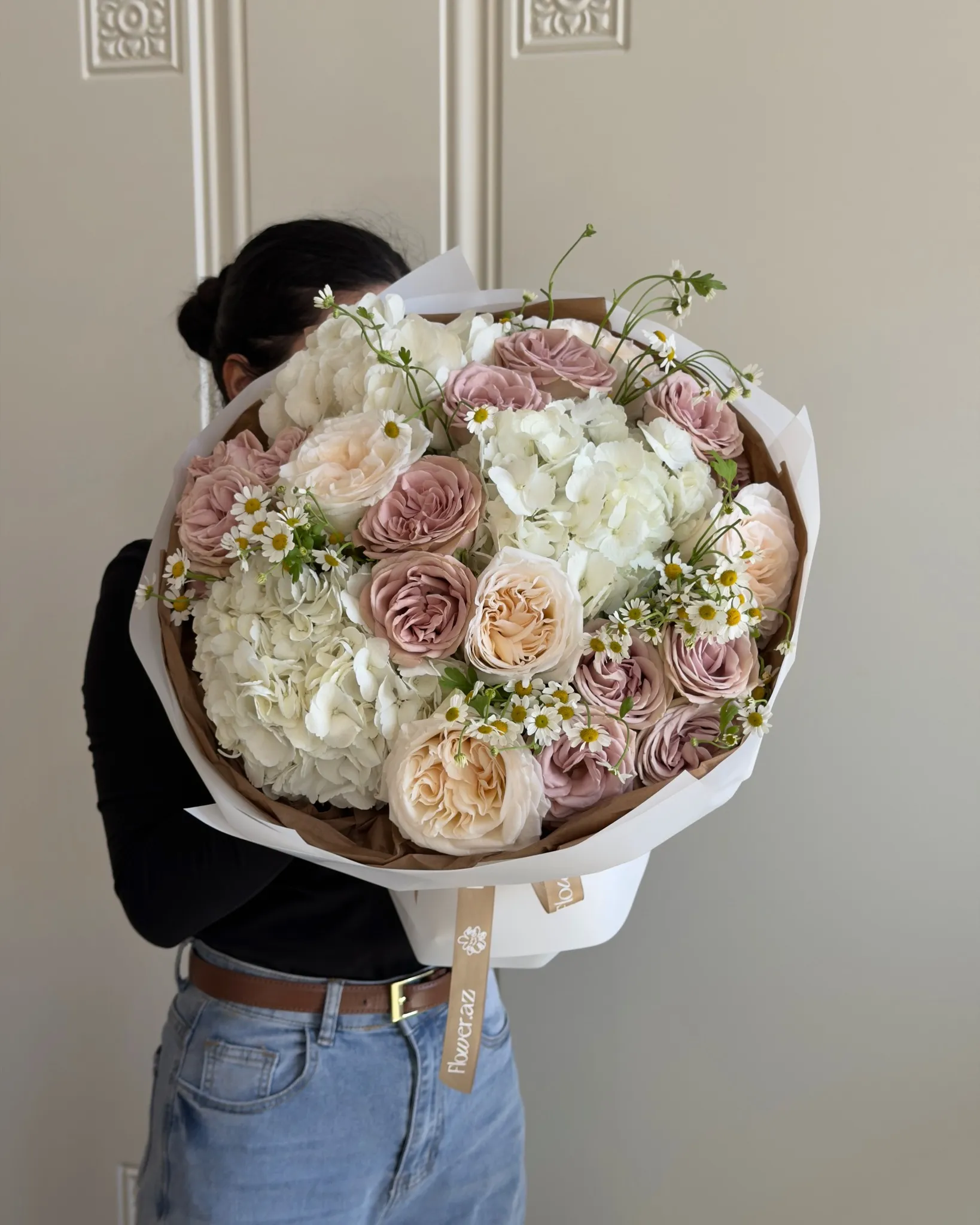 Creamy Nude Garden – Premium Buket