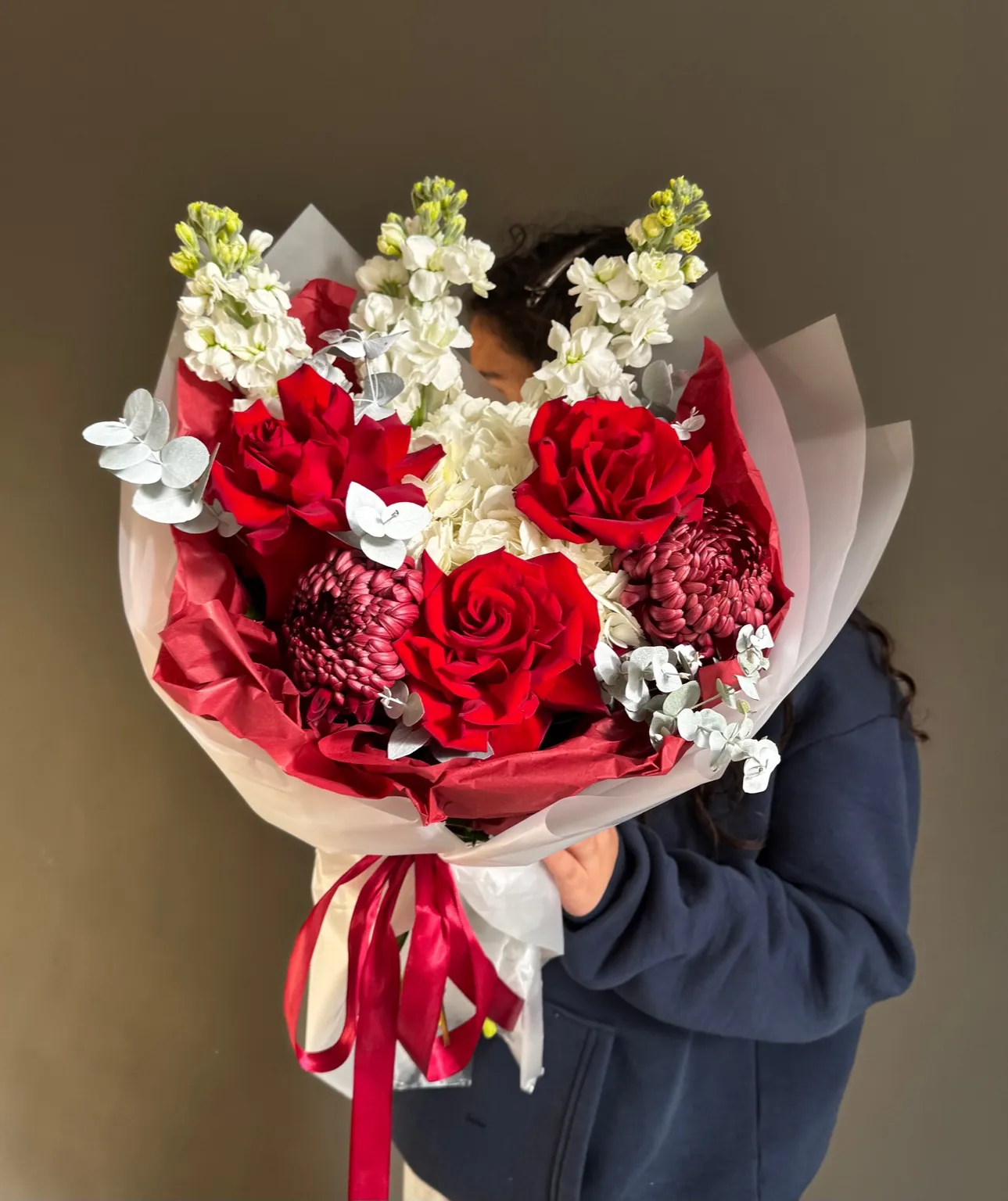 Royal Red Elegance (M)